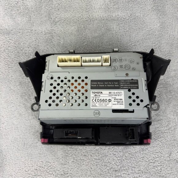 Toyota Prius MFD Multi Functional Display - Picture 2 of 12